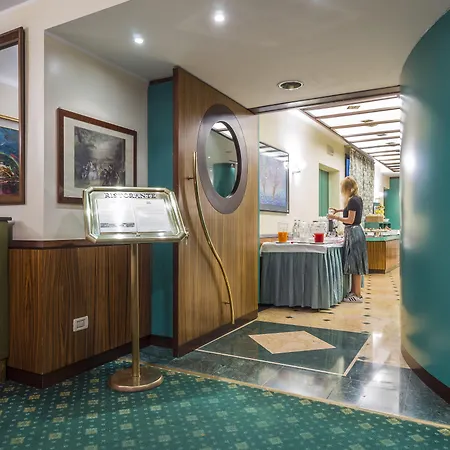 Hotel Carrobbio-3