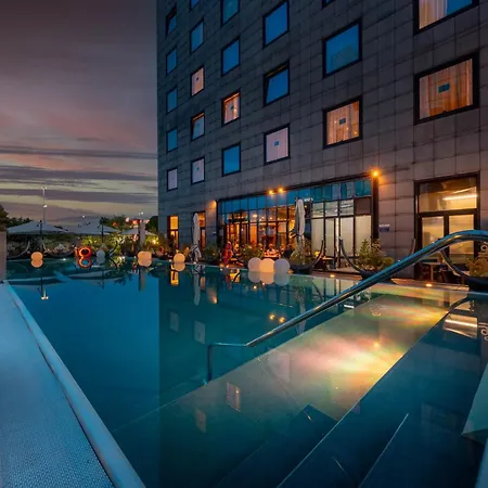 iH Hotels Milano Lorenteggio-3
